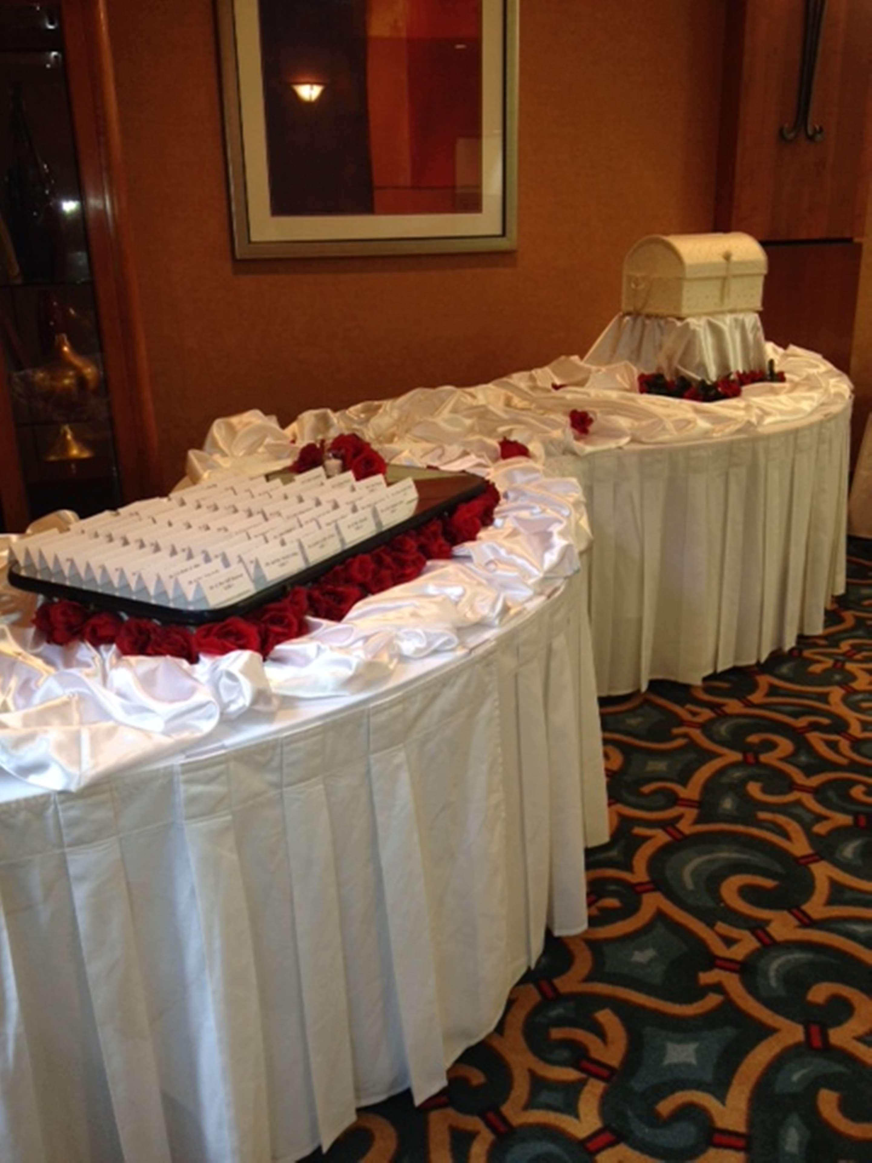 Doubletree By Hilton Rochester Henrietta Εξωτερικό φωτογραφία