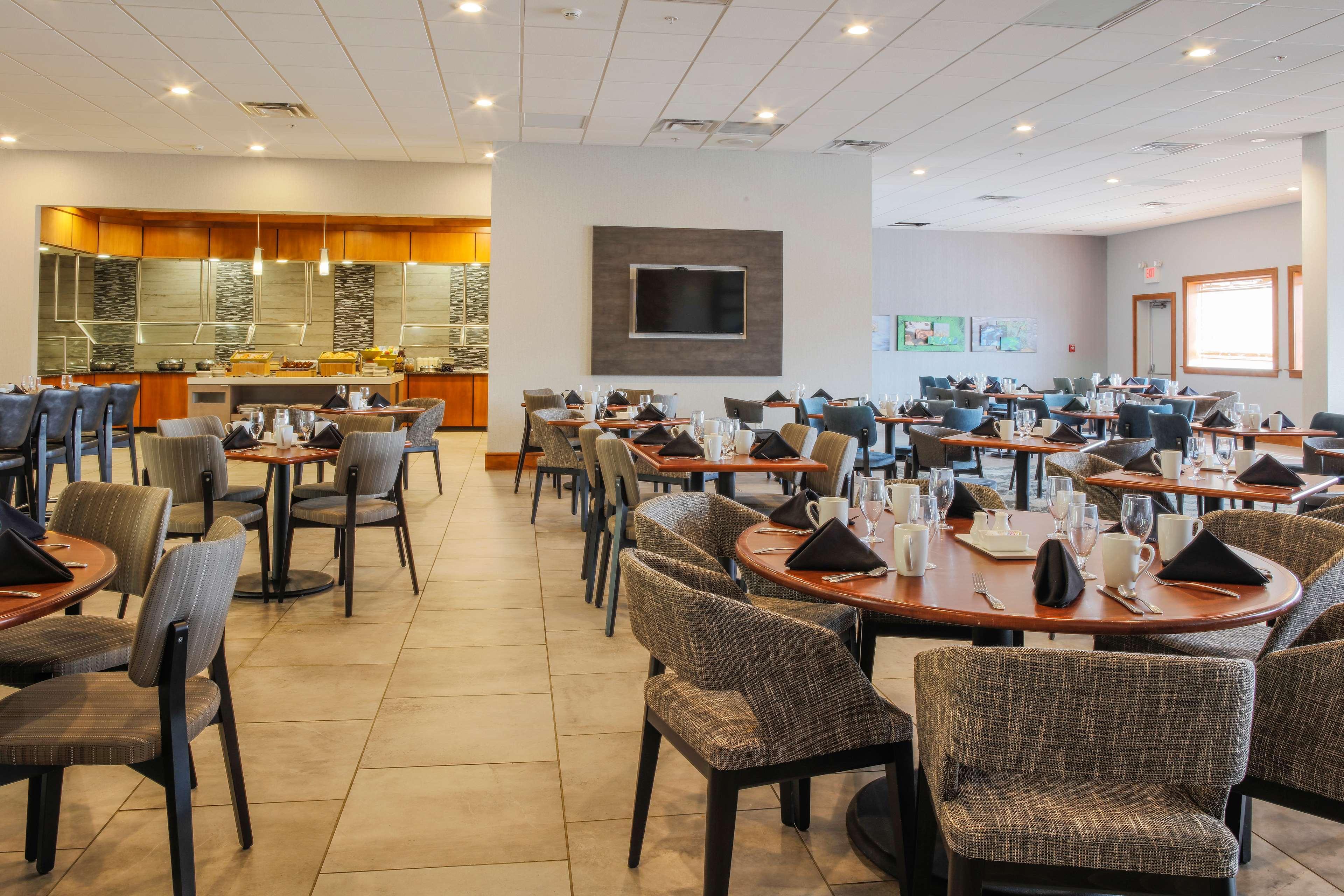 Doubletree By Hilton Rochester Henrietta Εξωτερικό φωτογραφία