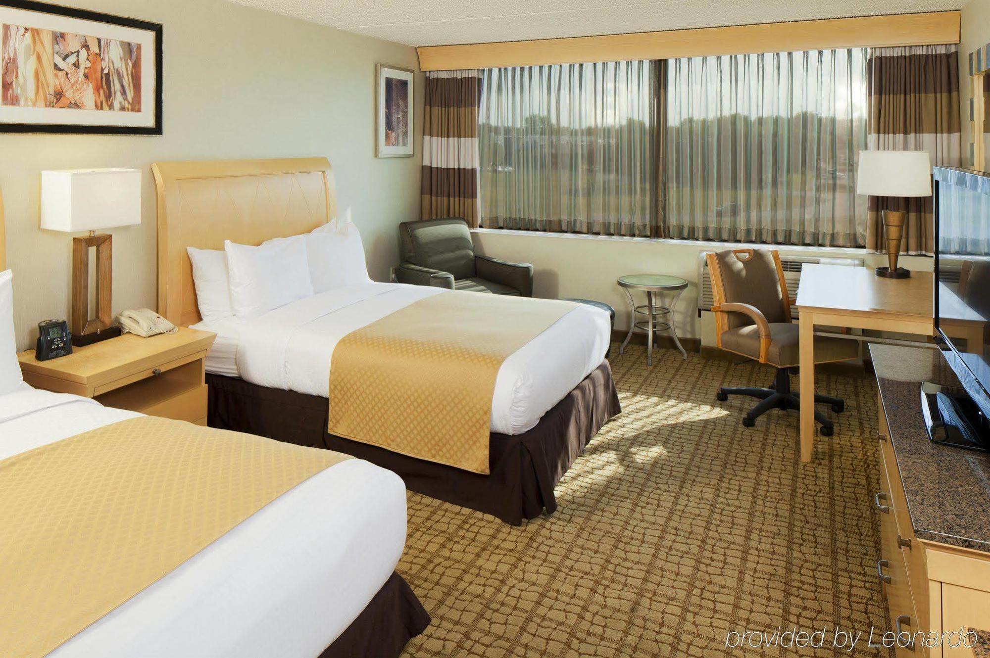 Doubletree By Hilton Rochester Henrietta Εξωτερικό φωτογραφία